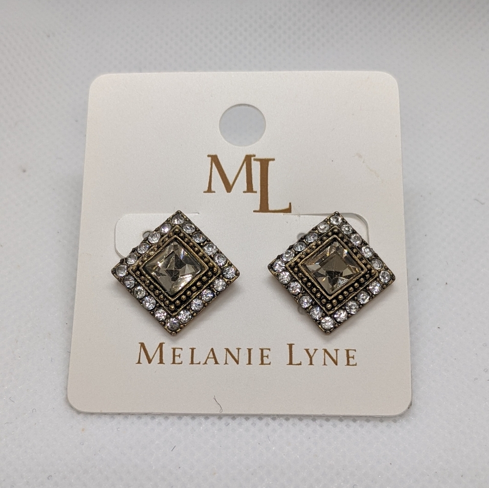 Stud earrings Melanie Lyne New